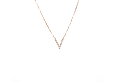 Every Day First Size V Pavè Pendant