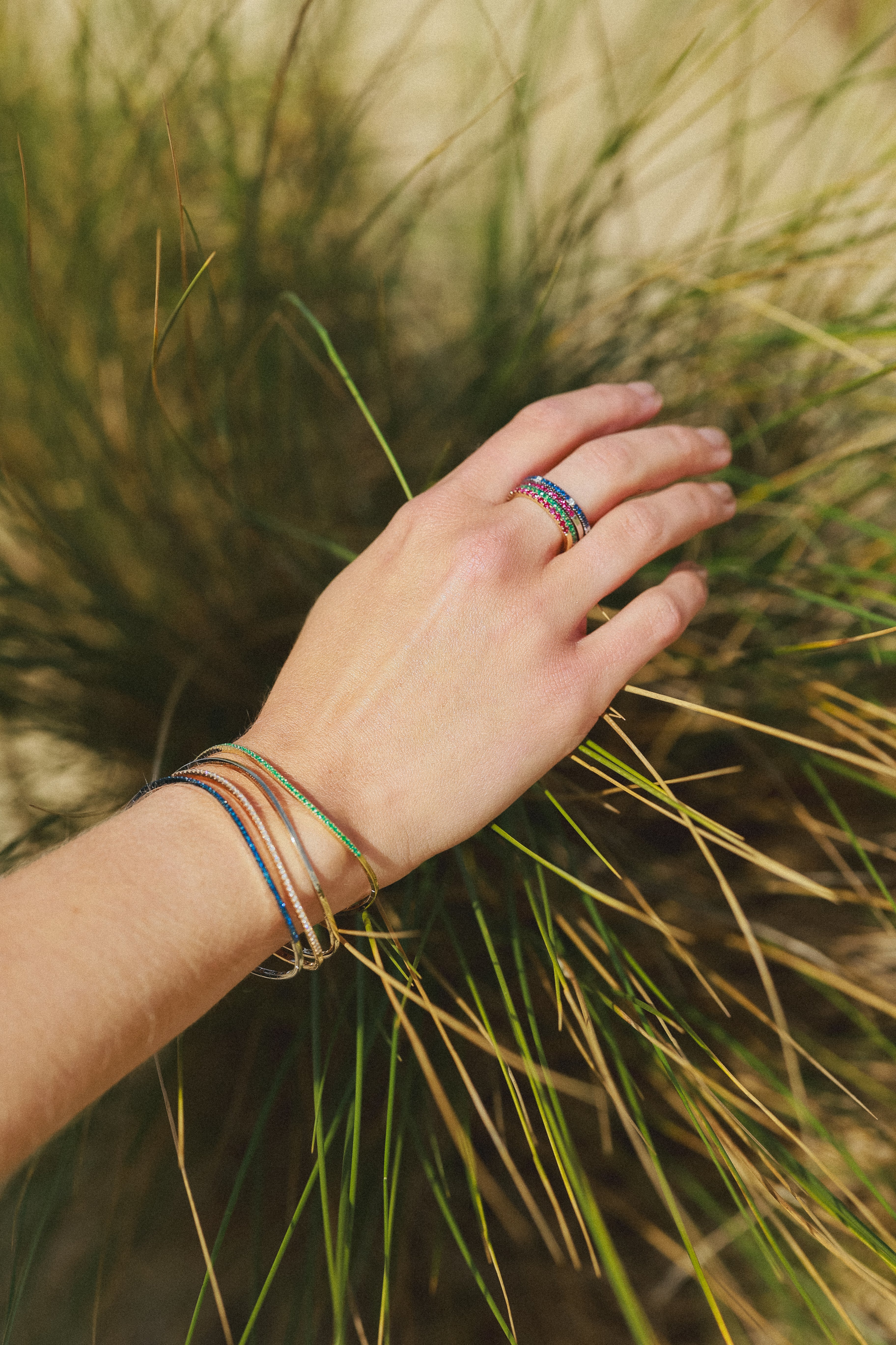 Wave Sapphire Bangle