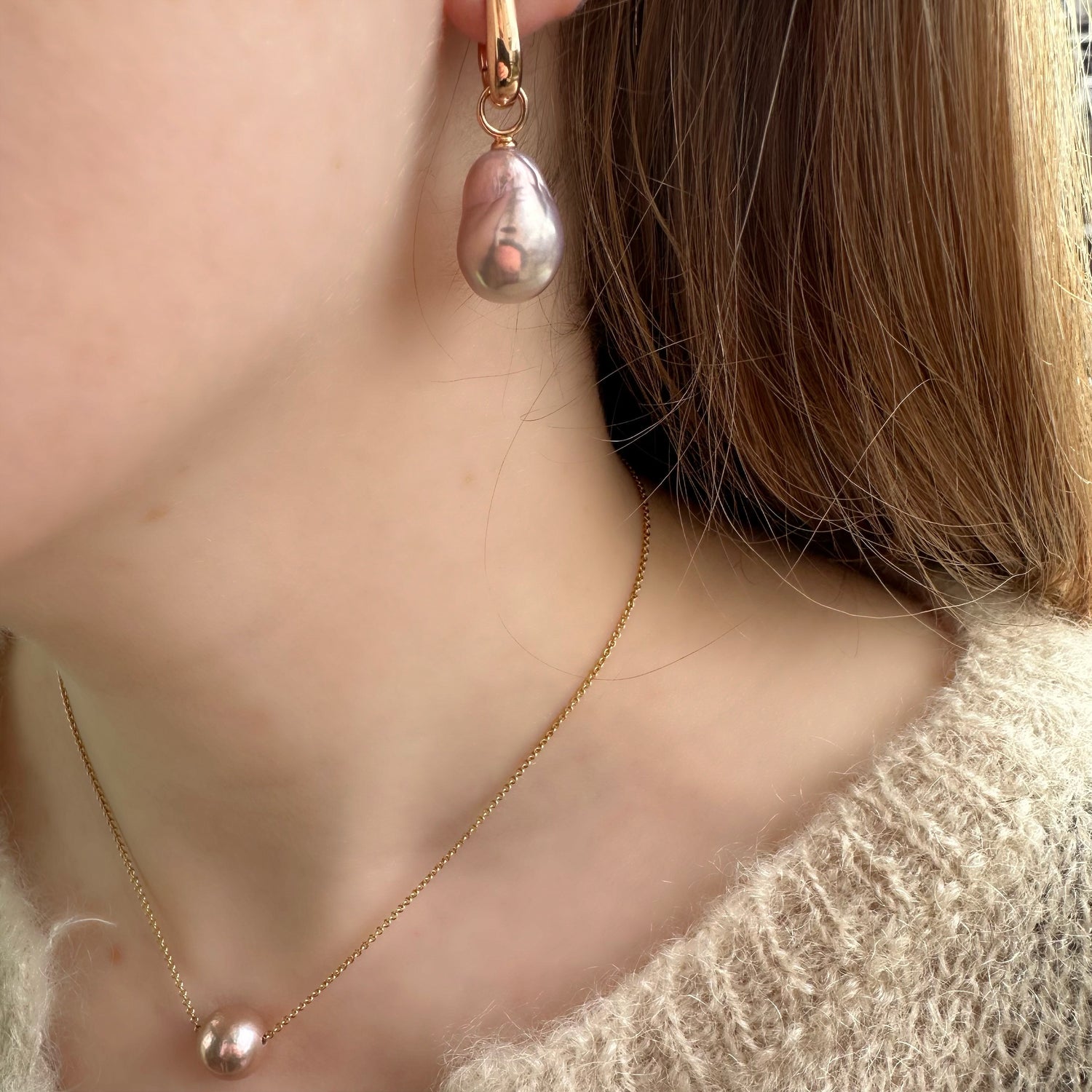 Thread Pearl Necklace